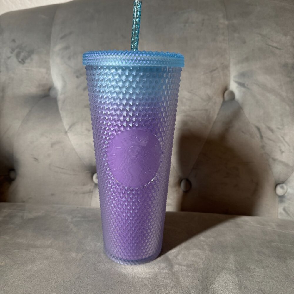 Starbucks 2024 Studded Ombre Cold Cup Tumbler 24oz‎ NEW WITH TAG